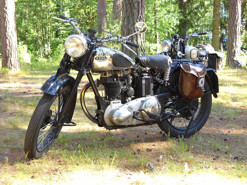 DSCN0661.JPG - Ingvars Ariel 350 från 1939.