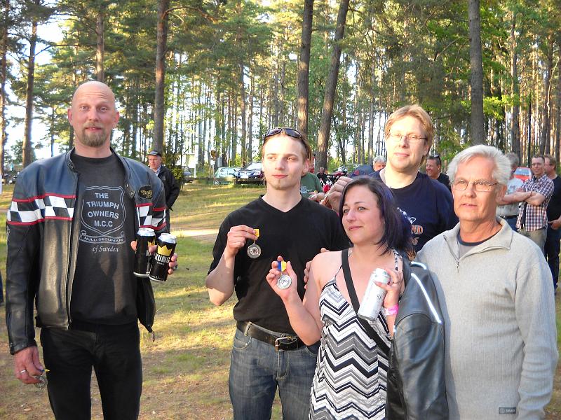 DSCN0738.JPG - Totalsegrarna i lekarna - Sam-laget...